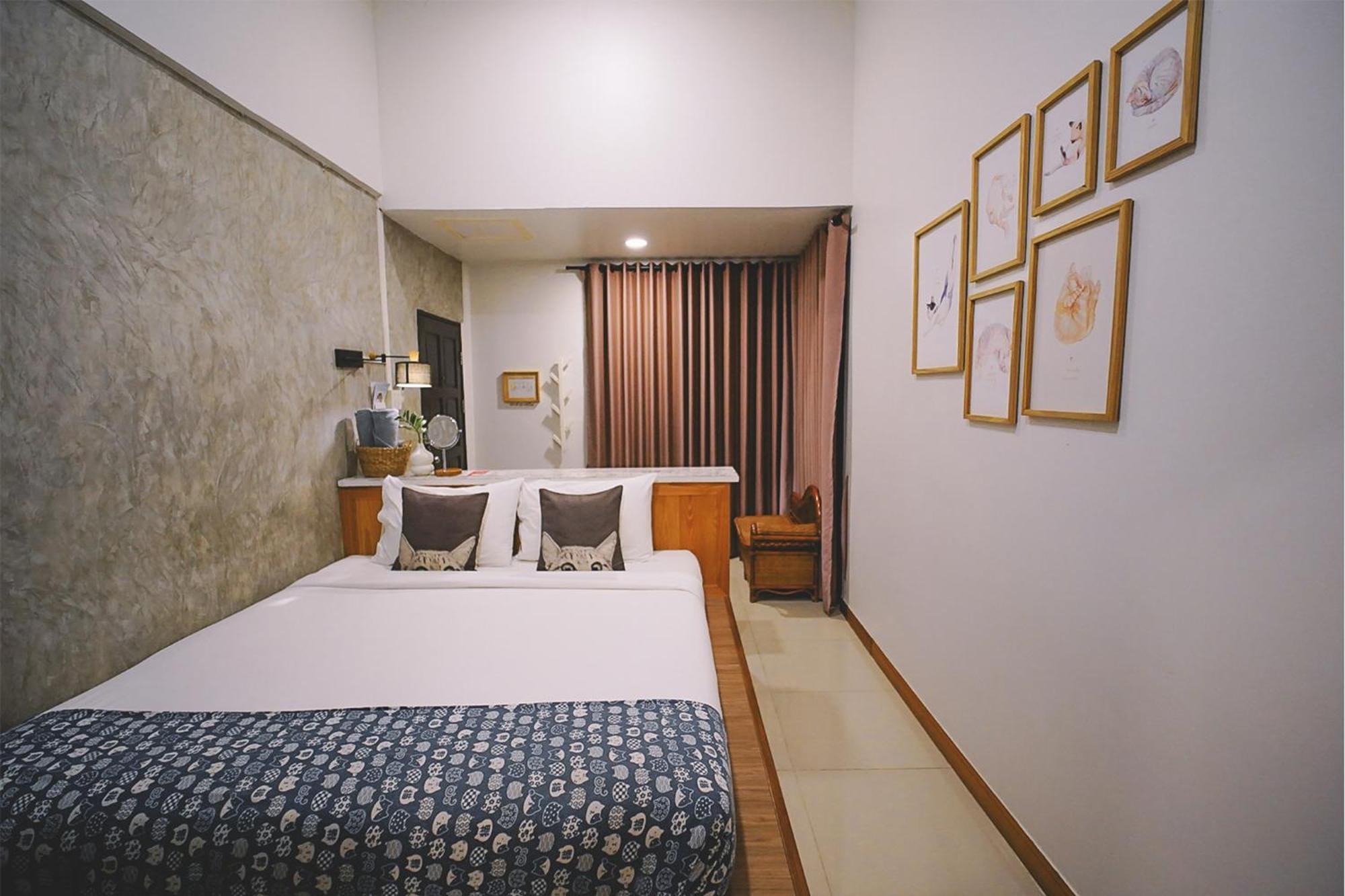 Sleepy House Bed & Breakfast 3*